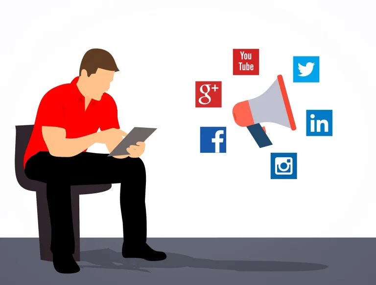 Which Are The Best Apps To Manage Multiple Social Media Accounts On Your Phone?